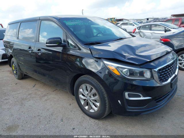  Salvage Kia Sedona