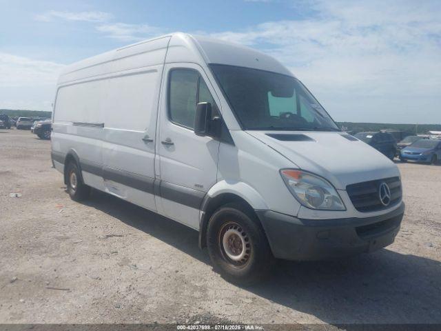  Salvage Mercedes-Benz Sprinter 2500