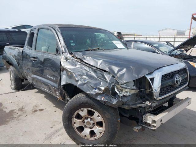  Salvage Toyota Tacoma