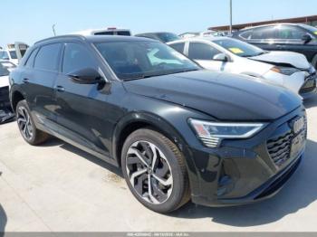  Salvage Audi Q8