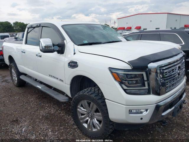 Salvage Nissan Titan