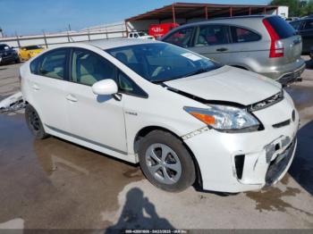  Salvage Toyota Prius