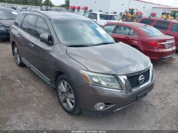  Salvage Nissan Pathfinder