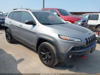  Salvage Jeep Cherokee