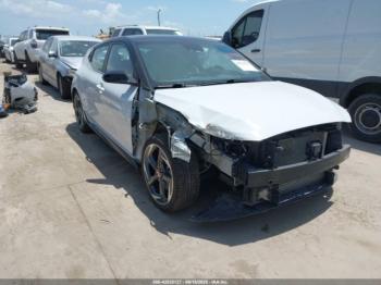  Salvage Hyundai VELOSTER