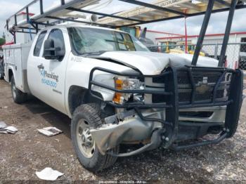 Salvage Chevrolet Silverado 2500