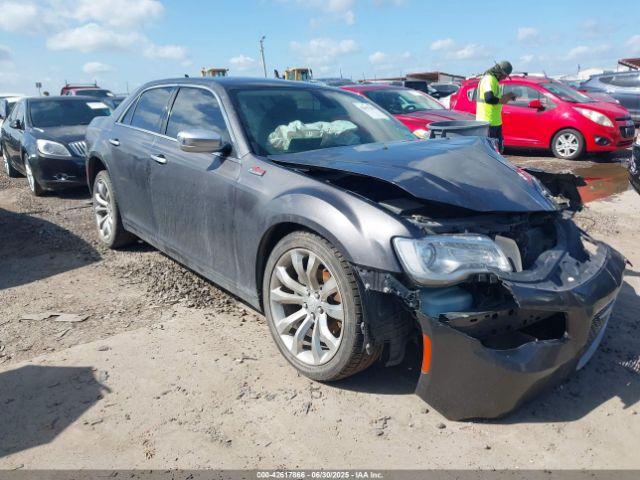  Salvage Chrysler 300