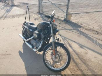  Salvage Harley-Davidson Xl883