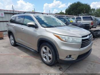  Salvage Toyota Highlander