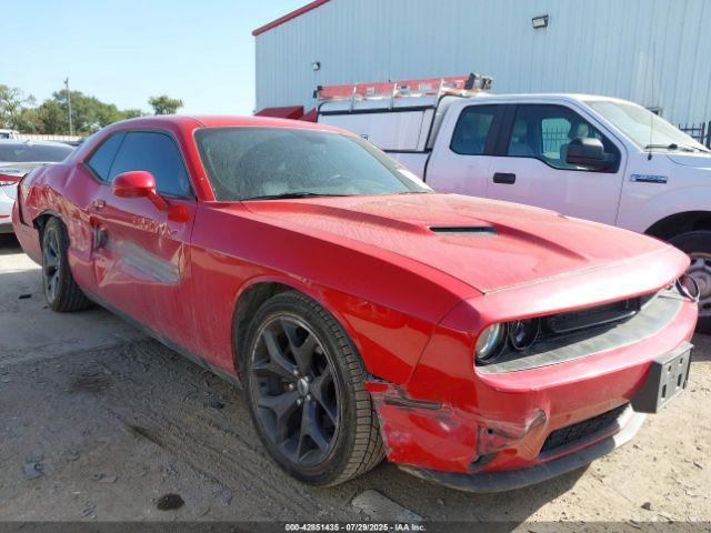  Salvage Dodge Challenger