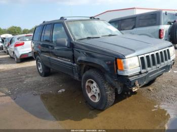  Salvage Jeep Grand Cherokee