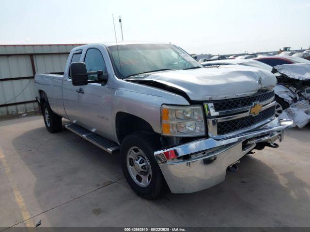  Salvage Chevrolet Silverado 2500