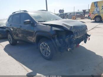  Salvage Jeep Cherokee