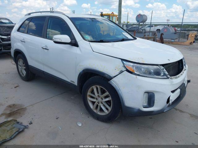  Salvage Kia Sorento