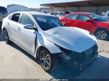  Salvage Kia Forte