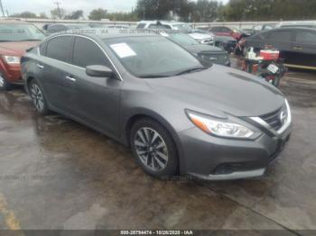  Salvage Nissan Altima