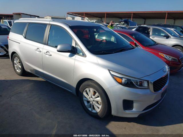  Salvage Kia Sedona