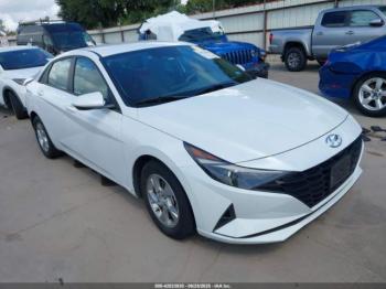  Salvage Hyundai ELANTRA