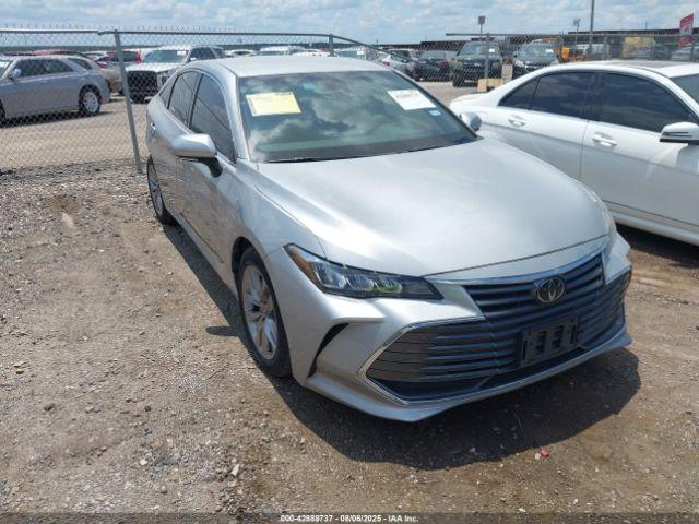  Salvage Toyota Avalon
