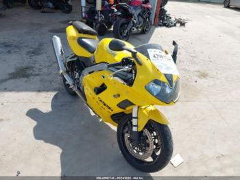  Salvage Triumph Motorcycle Daytona