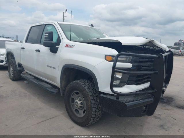  Salvage Chevrolet Silverado 2500