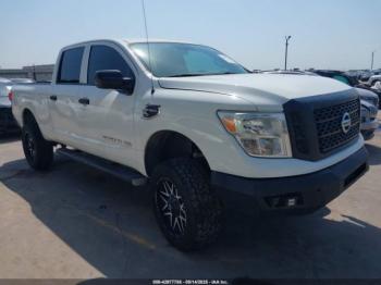  Salvage Nissan Titan