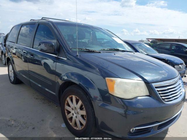  Salvage Chrysler Town & Country