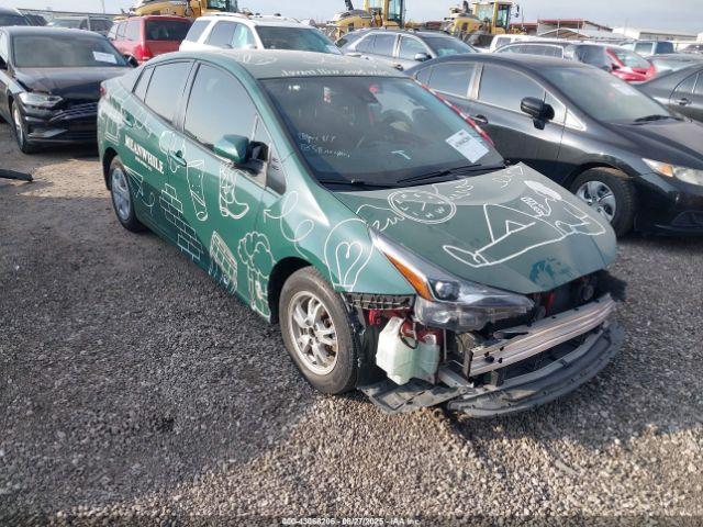  Salvage Toyota Prius