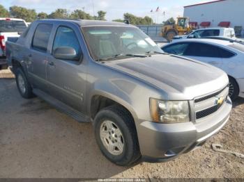  Salvage Chevrolet Avalanche 1500