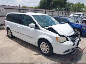  Salvage Chrysler Town & Country