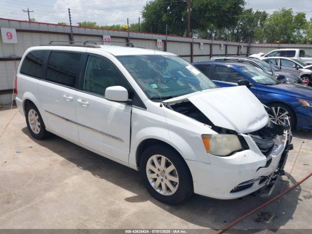  Salvage Chrysler Town & Country