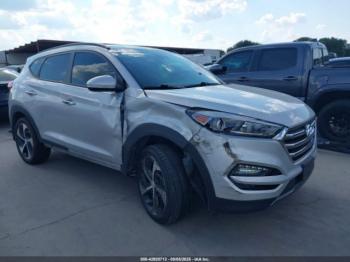  Salvage Hyundai TUCSON