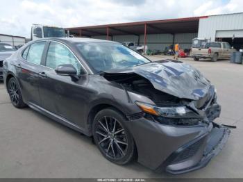  Salvage Toyota Camry