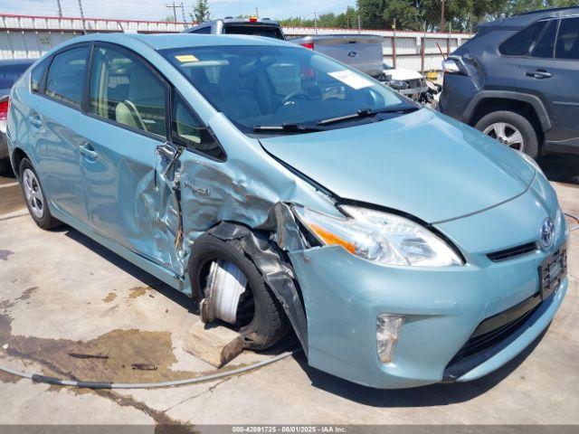  Salvage Toyota Prius