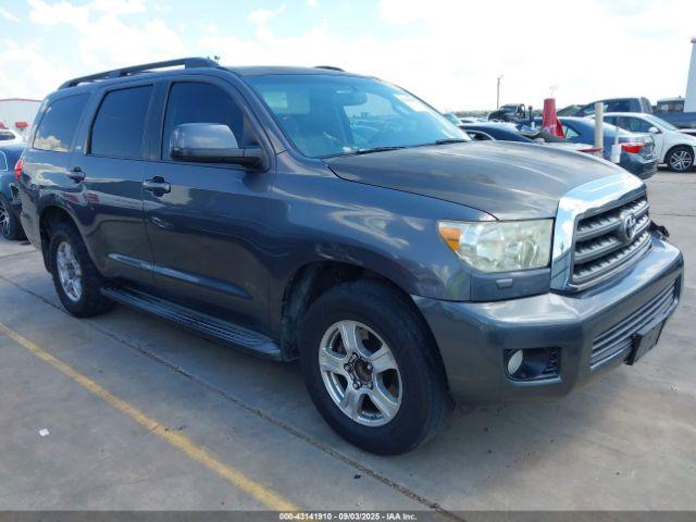  Salvage Toyota Sequoia