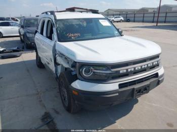 Salvage Ford Bronco