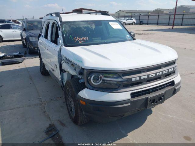  Salvage Ford Bronco