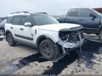  Salvage Ford Bronco
