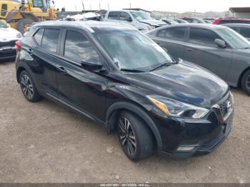  Salvage Nissan Kicks