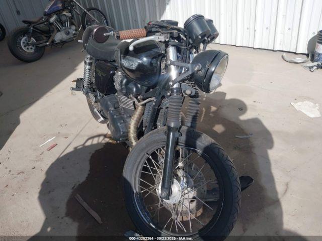  Salvage Triumph Motorcycle Thruxton