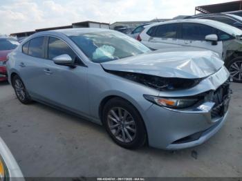  Salvage Mazda Mazda3