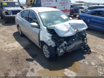  Salvage Nissan Versa