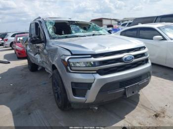  Salvage Ford Expedition
