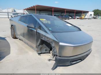  Salvage Tesla Cybertruck