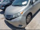 Toyota Sienna Xle 8 Passenger Image 18