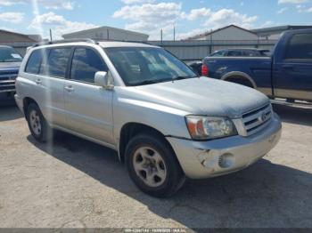  Salvage Toyota Highlander