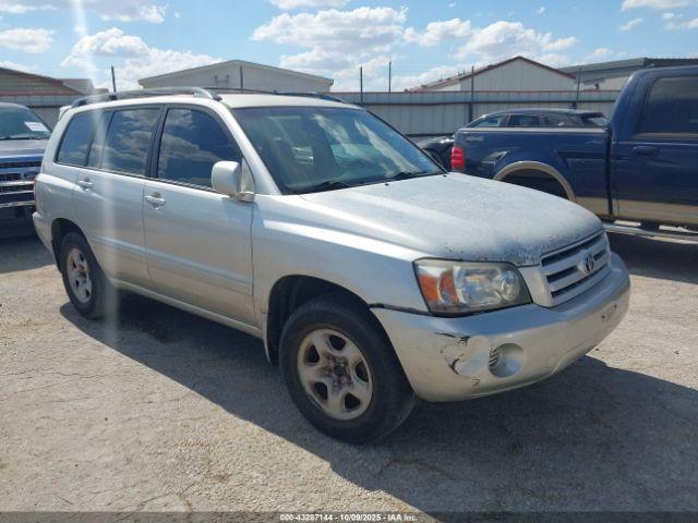  Salvage Toyota Highlander