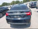 Chrysler 200 Limited Image 13