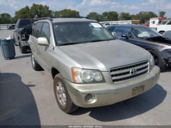  Salvage Toyota Highlander