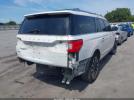 Lincoln Navigator Select Image 14